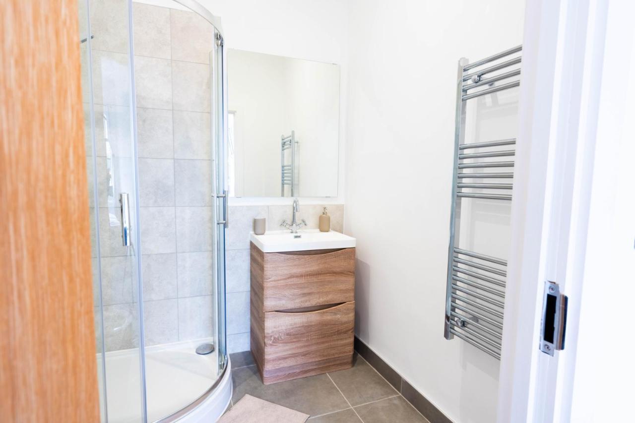Stunning Townhouse With Pool Table Villa Birmingham Kültér fotó